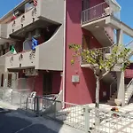Besarooms 게스트하우스