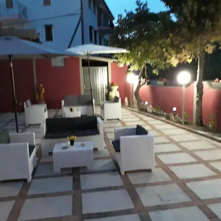 Guest house Besarooms Santa Maria Del Cedro