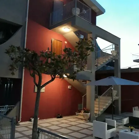Besarooms *