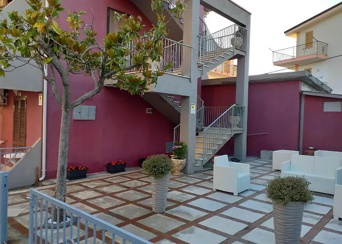 Besarooms Casa de hóspedes Santa Maria Del Cedro